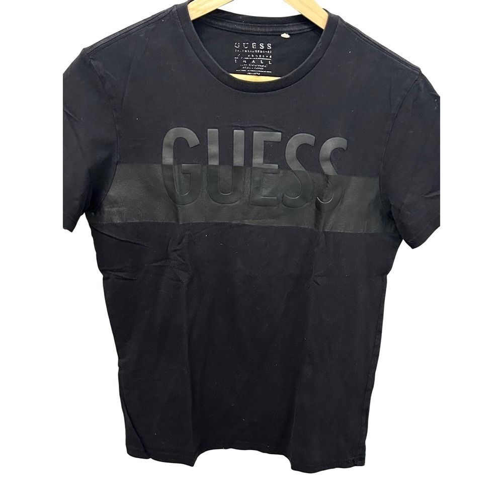 GUESS Mens Black Logo Graphic Tee Shirt Size Small Tone on Tone Print Streetwear